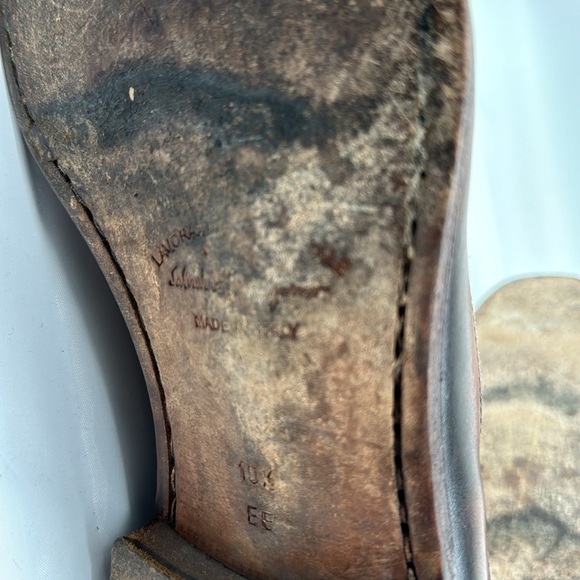 Salvatore Ferragamo 10 1/2 brown leather derby - Picture 6 of 6